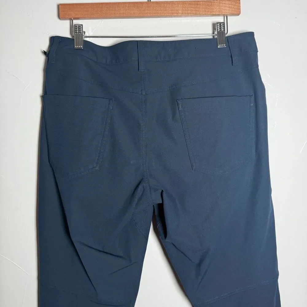 Lululemon Men's ABC Classic Fit Trouser Pants Blue Size 33
